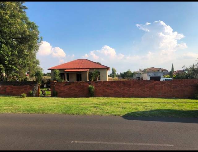 LAND FOR SALE IN MINNEBRONNE
